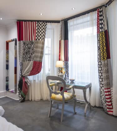 TheExhibitionist_highres_41