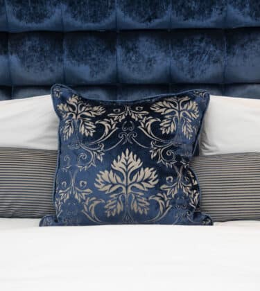 TheExhibitionist_mediumres_154